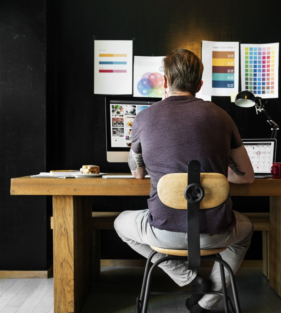 graphic-designer working